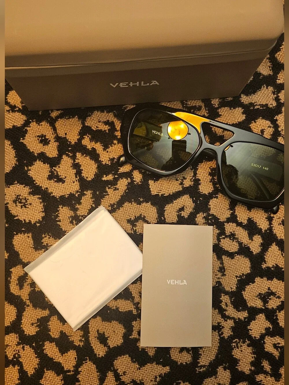 VEHLA Black Sunglasses with Green Lenses